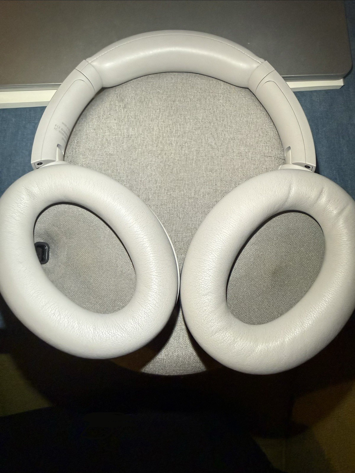 Sony WH-1000XM4 Wireless (Silver)