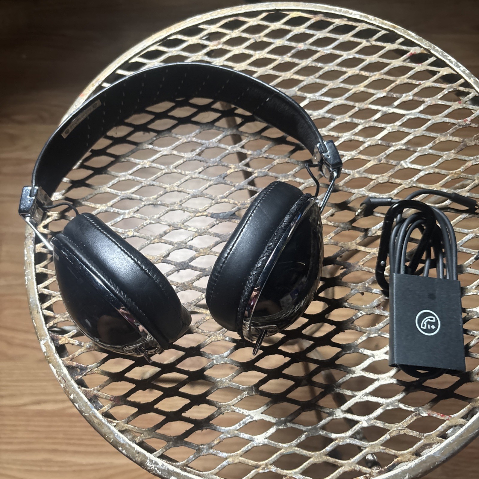 Skullcandy Roc Nation Aviator Chrome Black Over the Ear Wired Headphones Tested