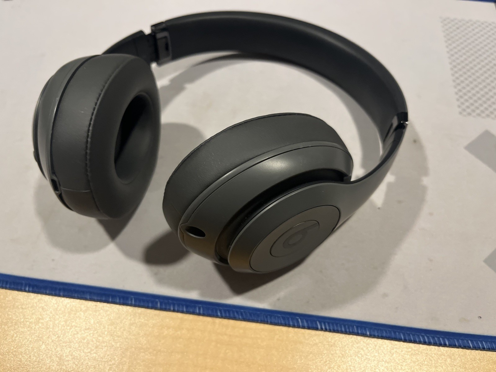 Beats by Dr. Dre Beats Studio 3 Wireless Noise Cancelling Shadow Gray