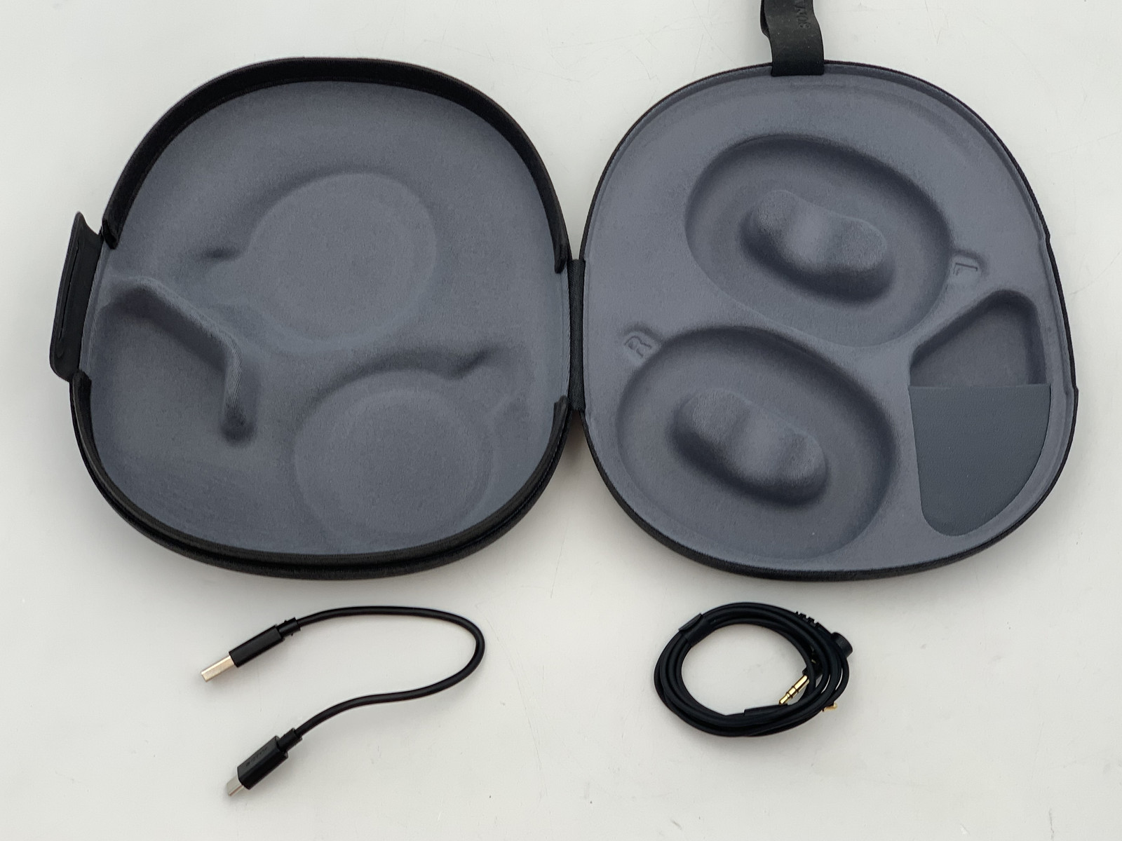 Sony Wireless Bluetooth Noise Cancelling Headphones (WH-1000XM6) Black