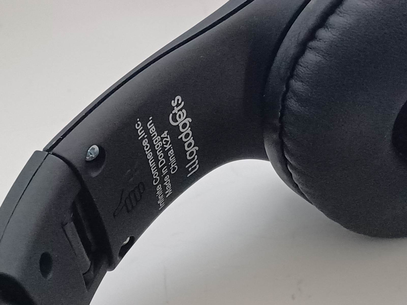 LilGadgets Kids Premium Volume Limited Wired Headphones w/ SharePort Connect+