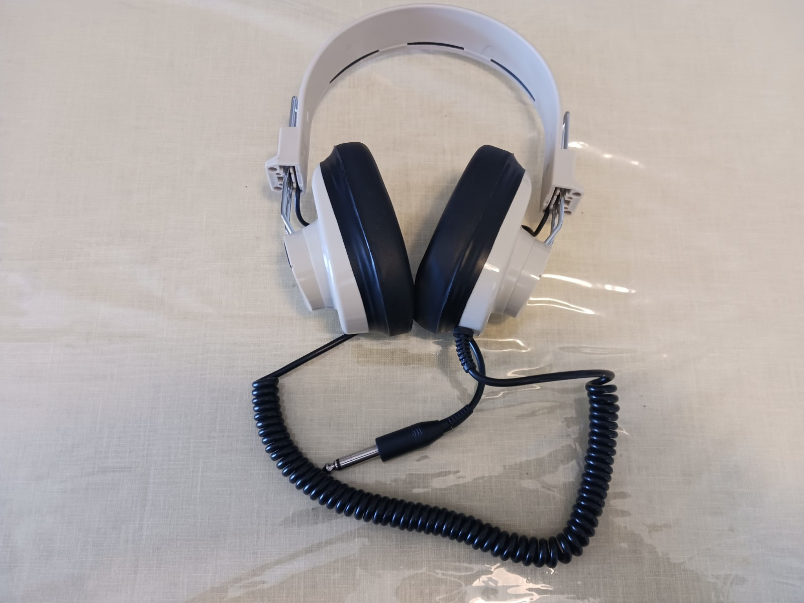 Vintage Califone 2924AV-P Headphones Mono 6’ coiled cord 1/4″ Plug
