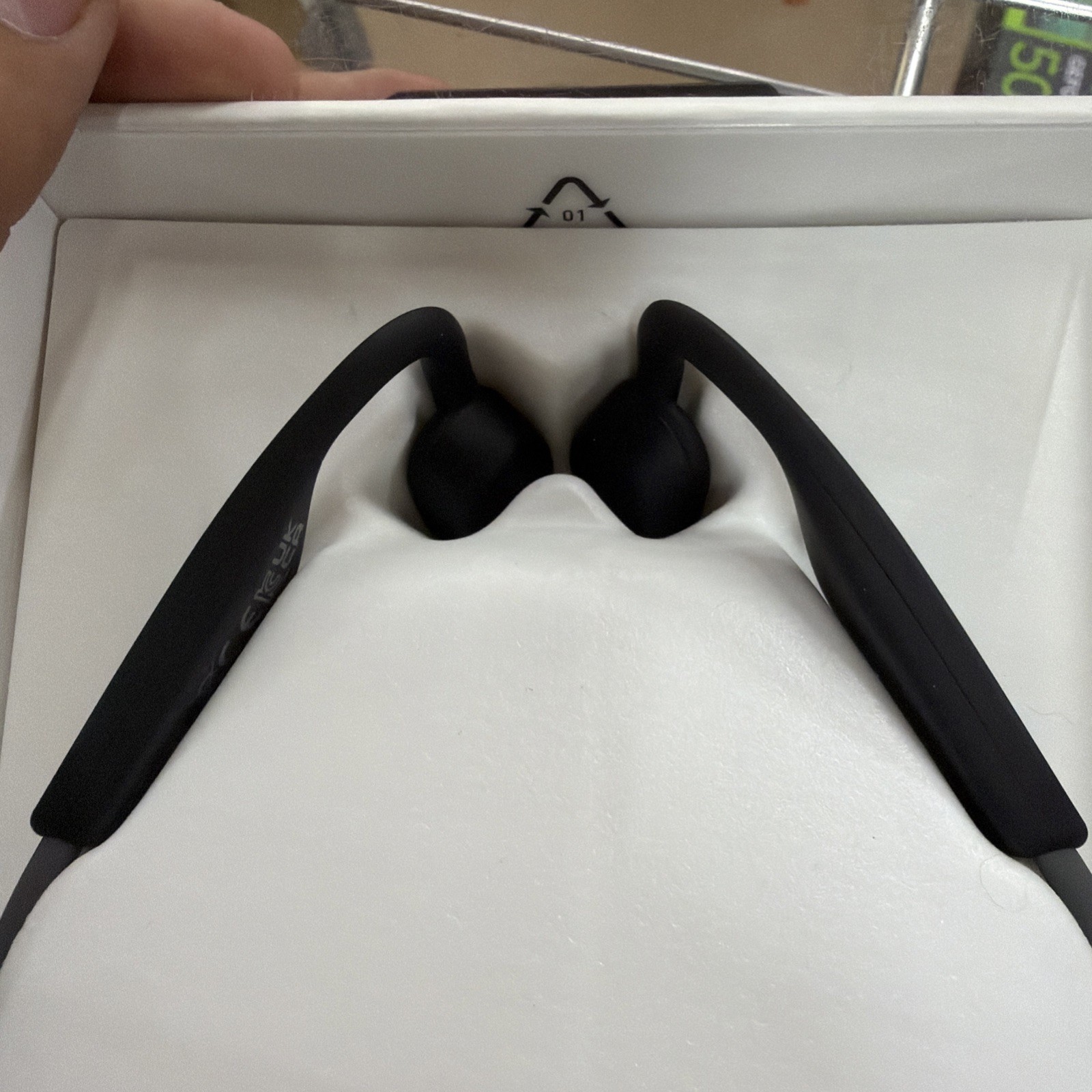 Shokz – OpenMove Bone Conduction Open Ear Lifestyle/Sport Headphones (PARTS!)