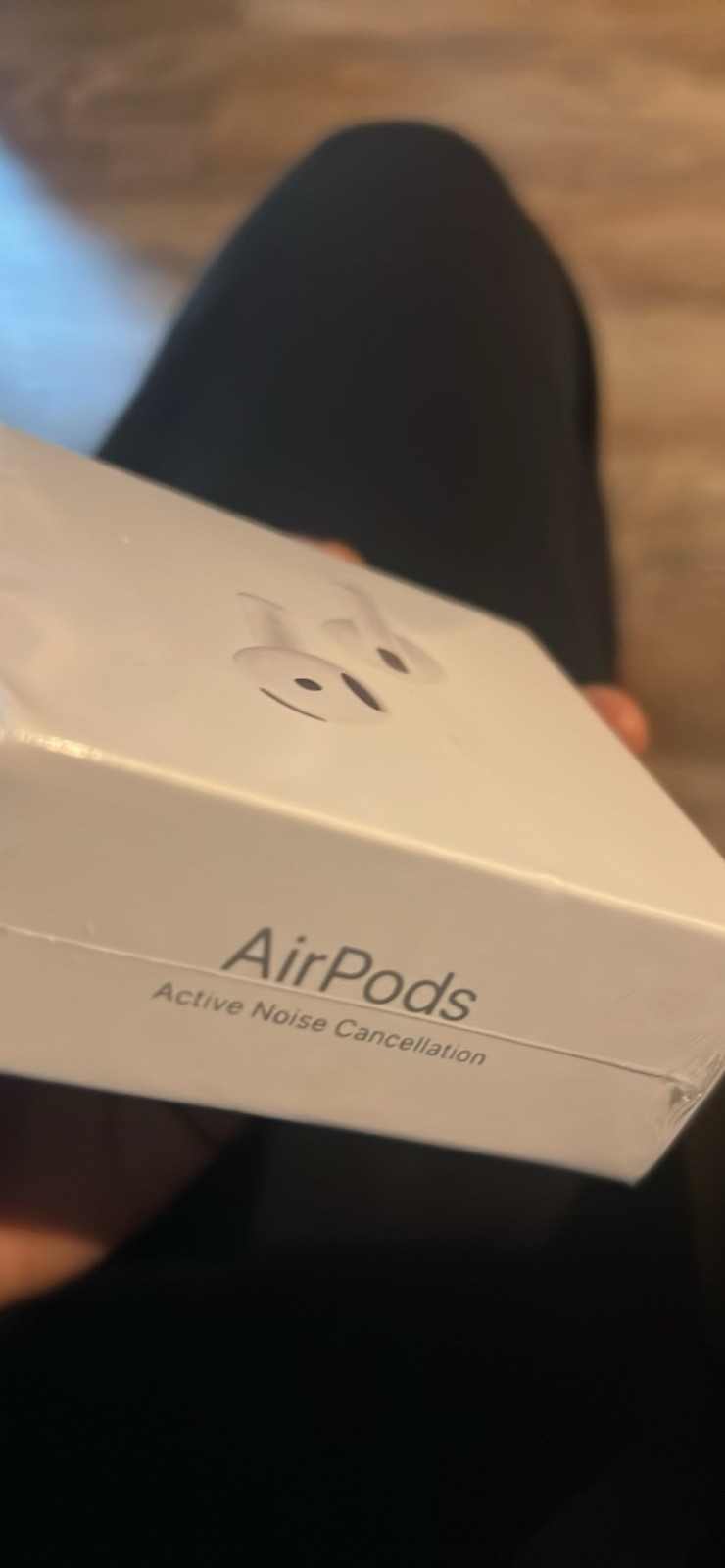 Apple AirPods 4
