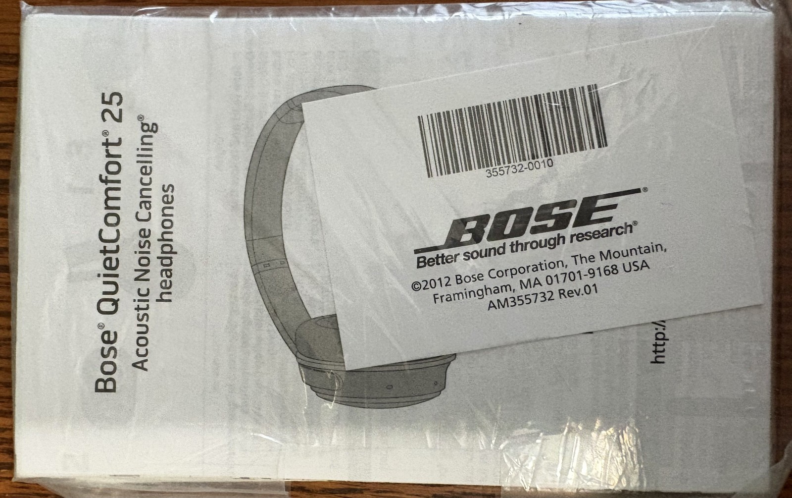 Bose QuietComfort QC25 Wired Noise Canceling Headphones – Black (715053-0010)