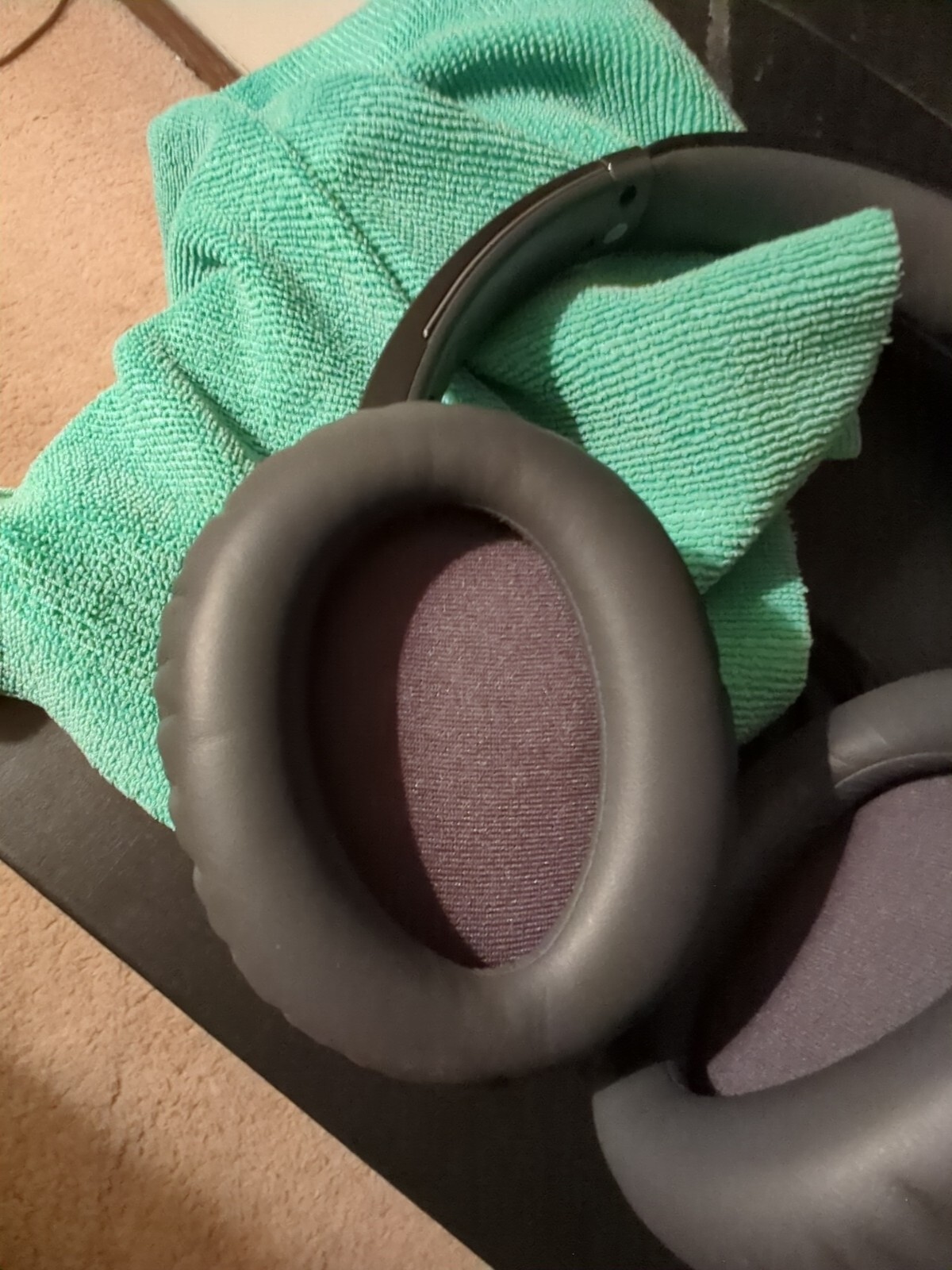 AWESOME SONY WHCH700N NOISE CANCELLING HEADPHONES ALEXA NIOB OPENED FOR PHOTOS