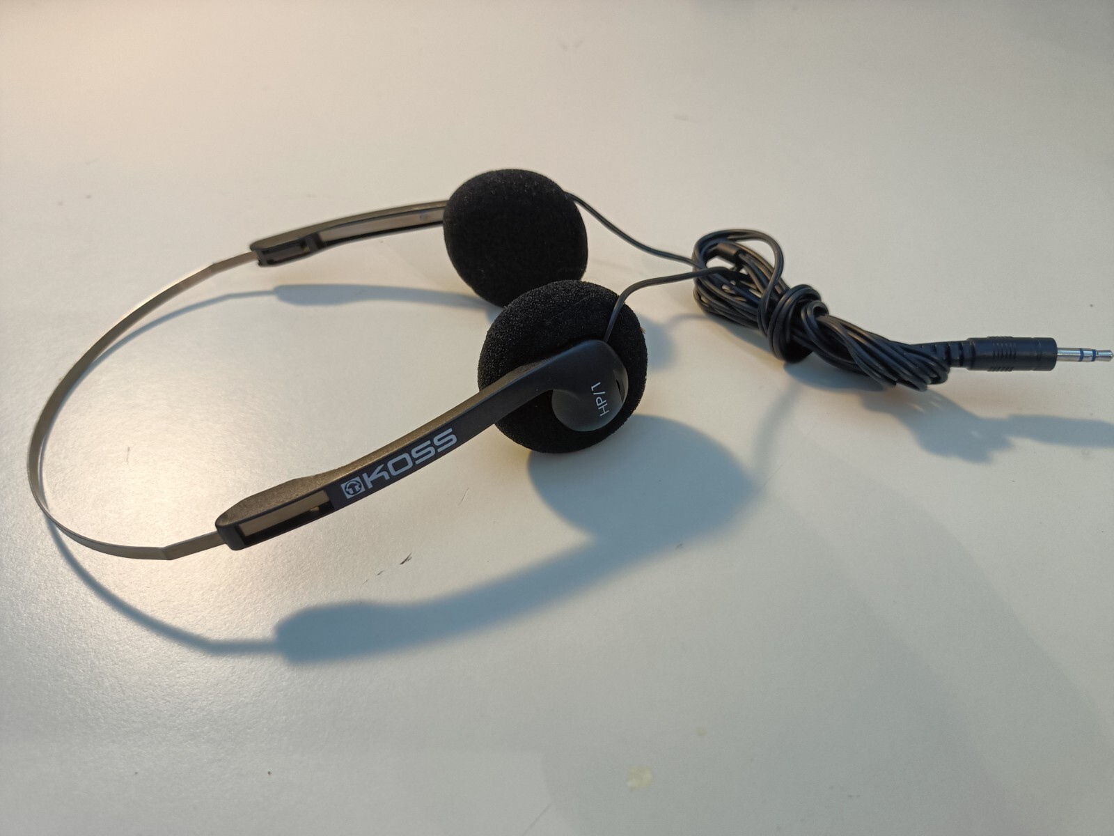 VTG 1980-1990’s Koss HP/1 Portable Lightweight Stereo Headphones