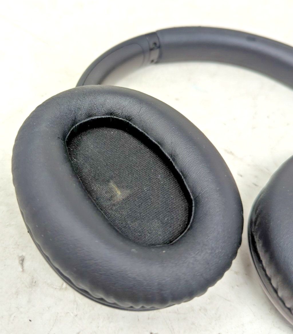 Sony WH-CH710N Wireless Over-Ear Noise Canceling Headphones!!READ DESCRIPTION!!