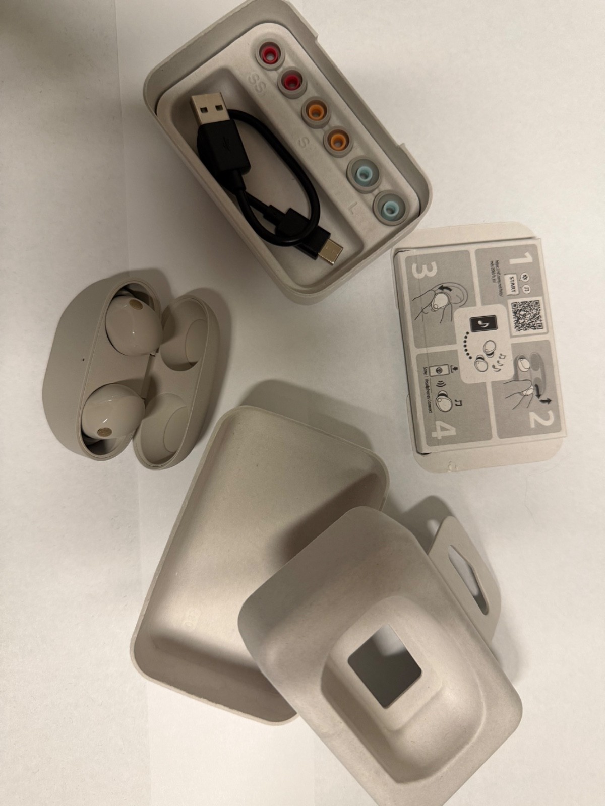Sony WF-1000XM5 Wireless In-Ear Headphones – Silver