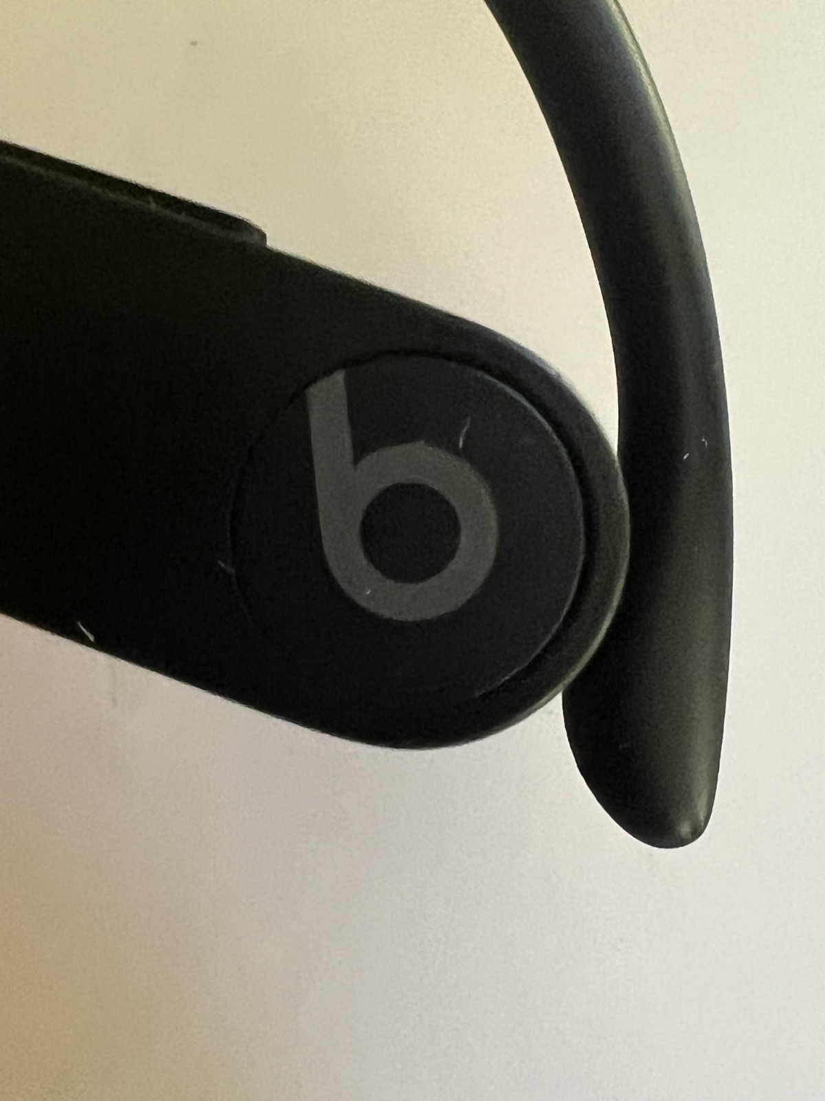 Genuine Beats by Dre A2453 Black Powerbeats Pro Wireless Headphone LEFT BUD ONLY