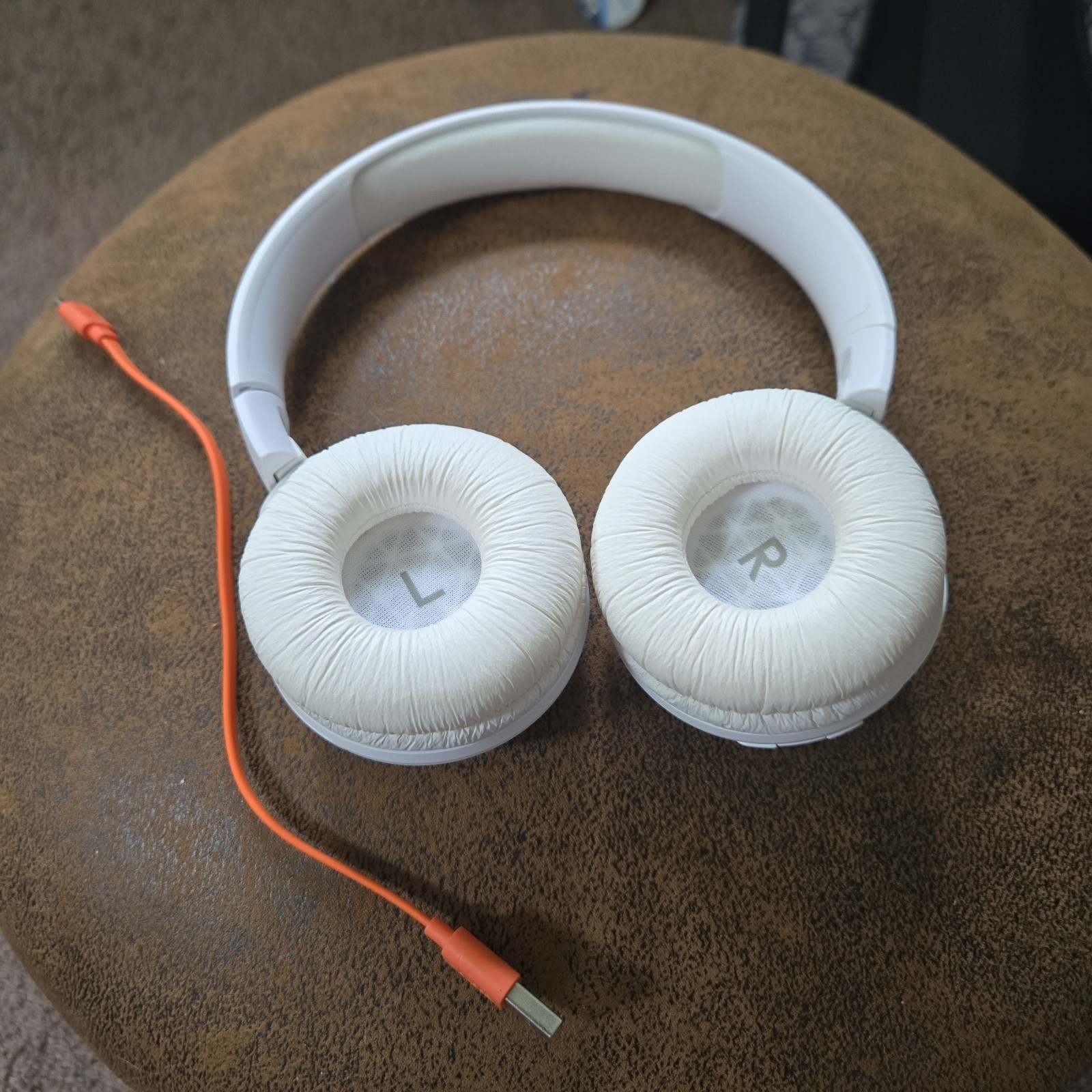 JBL Tune 670NC On Ear Wireless Headphones