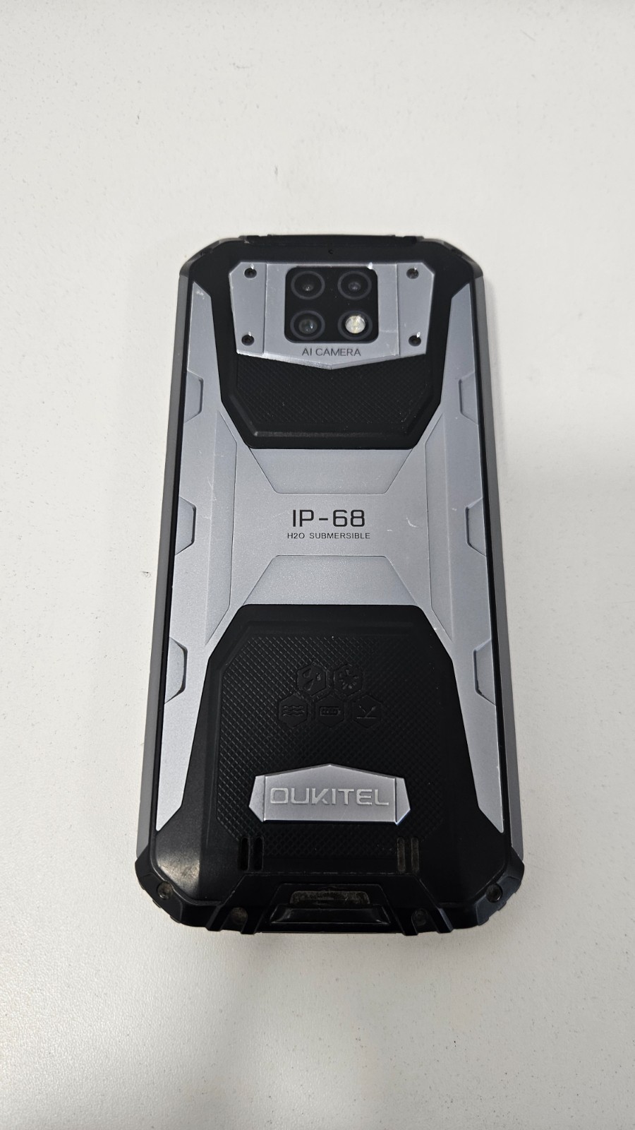 Oukitel IP-68 Working / Unknown PIN / Broken charging port / FOR PARTS