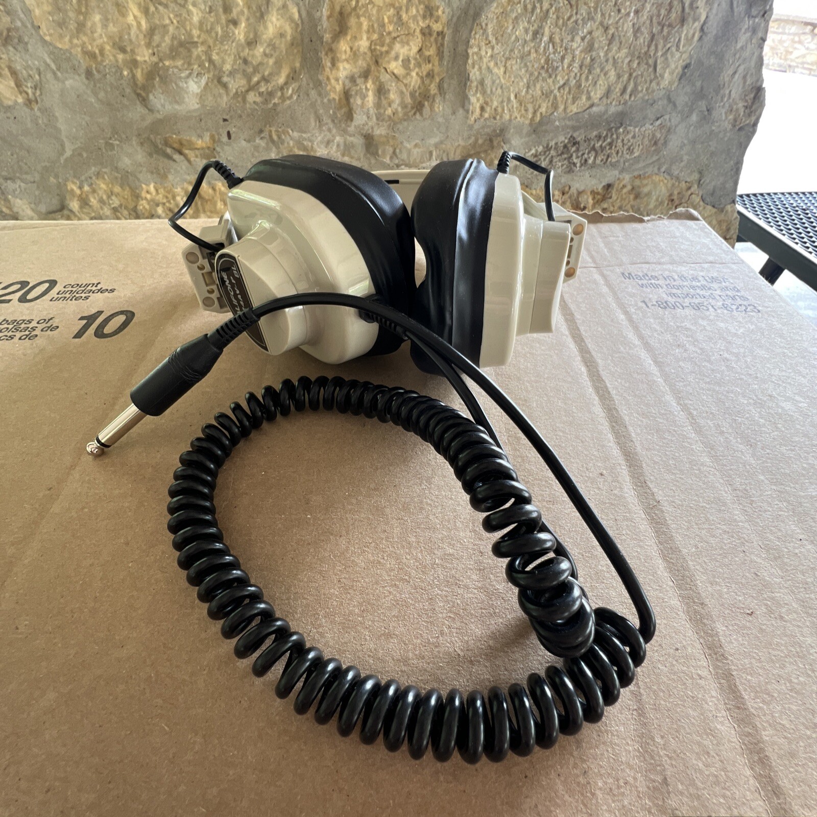3E Califone 2924AV-P Over-The-Ear Headphones – 1/4″ Jack – 6ft Coiled Cord