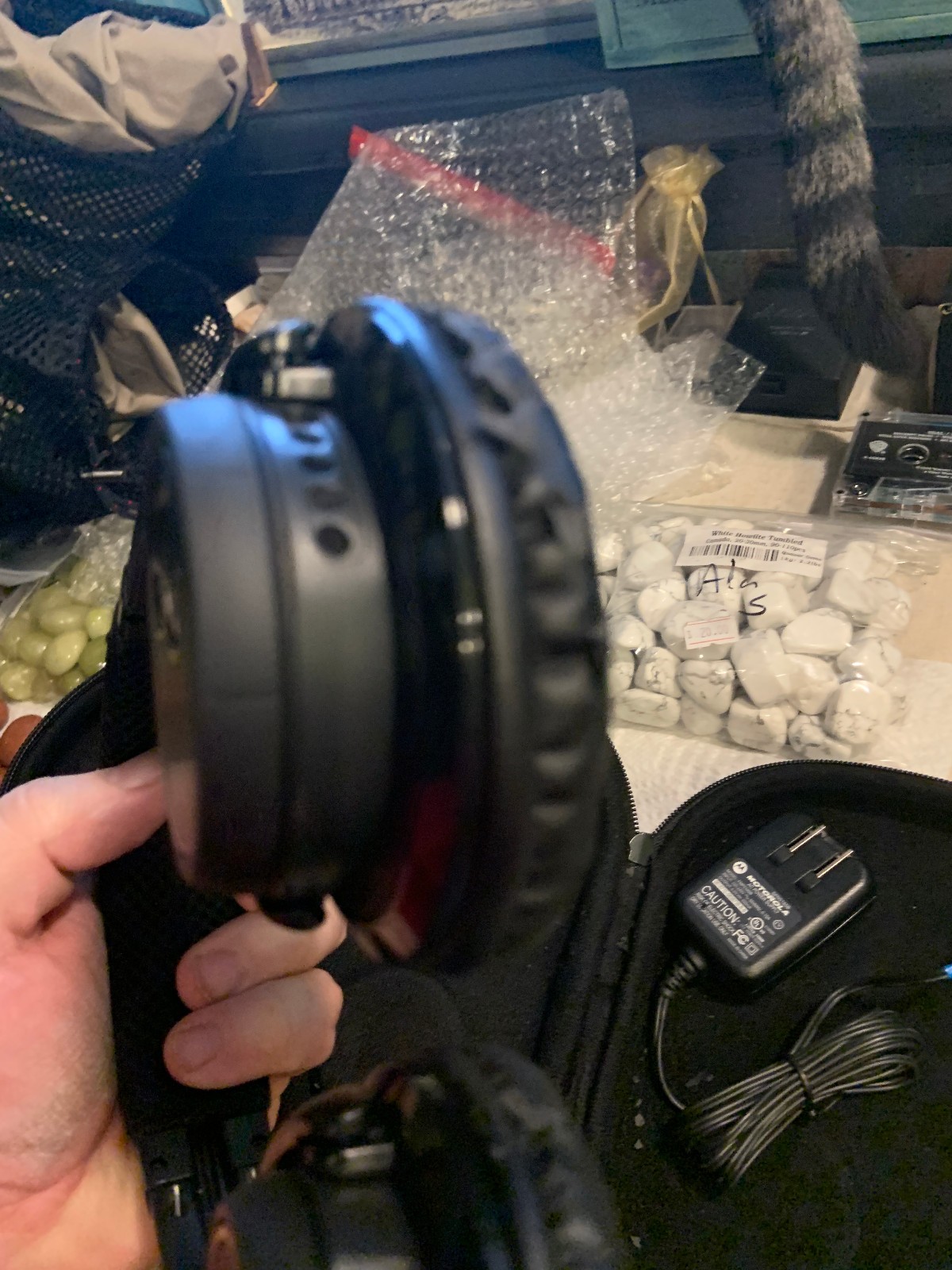 Motorola S805 Headphones w/ Case and Charger – NEED NEW FOAM