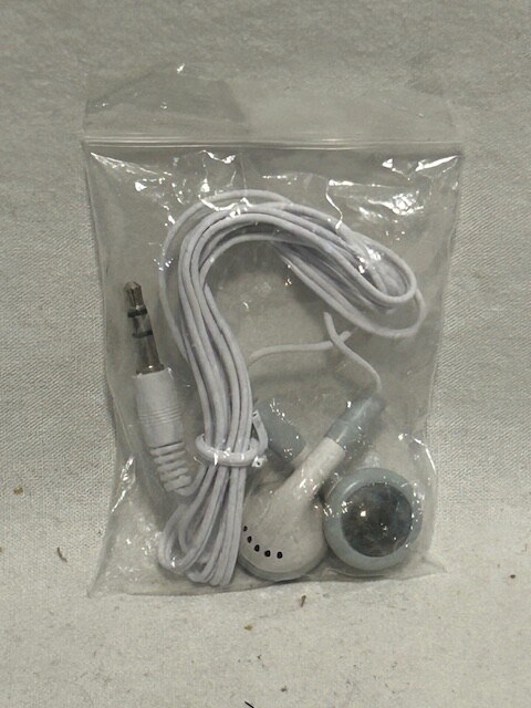 Pack of 5 – 3.5mm White In-Ear Earbuds / Earphones / Headphones – FAST SHIPPING