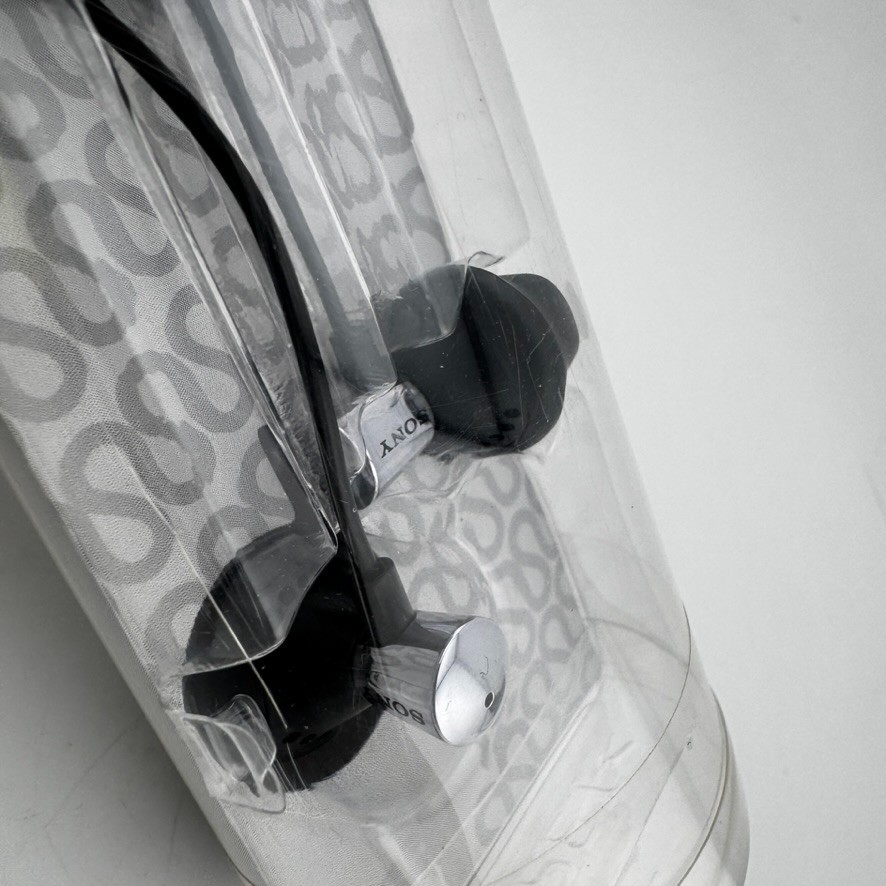 Sony MDR-ED12LP Stereo Headphones Heavy Bass Black Silver Earbuds NEW SEALED