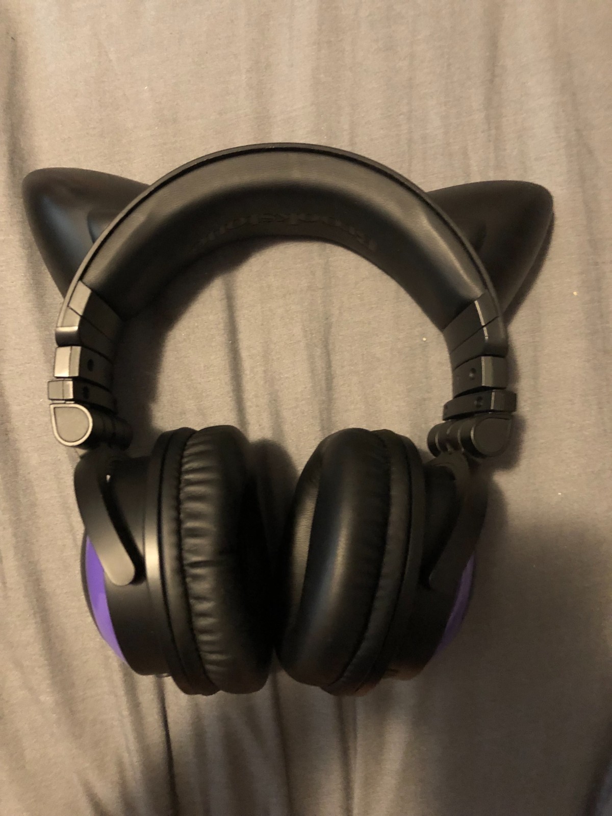 New, Purple Cat-Ear Headphones Original Black Zipper Bag Headphone Jack Xbox PC