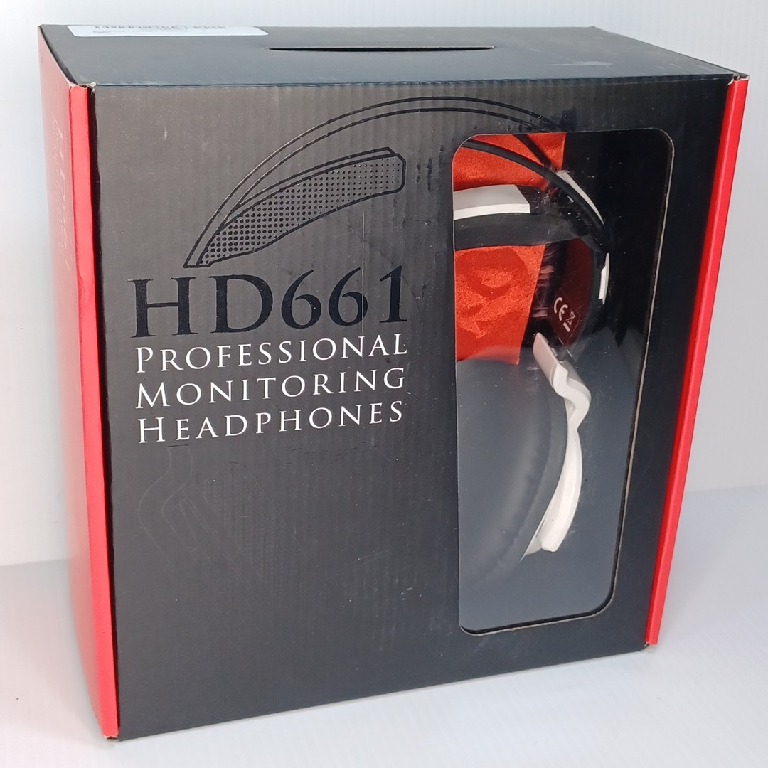 Superlux Studio monitor Headphones White HD661