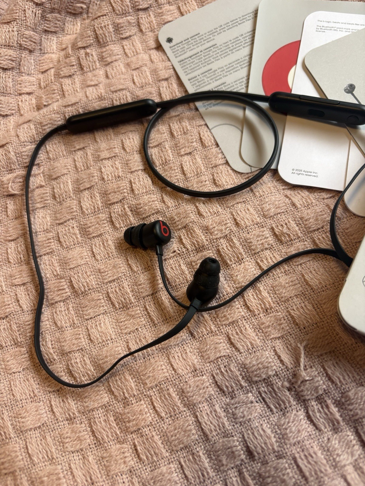 Beats by Dr. Dre Black Barely Used New Around Neck Headphones With Box And Cable