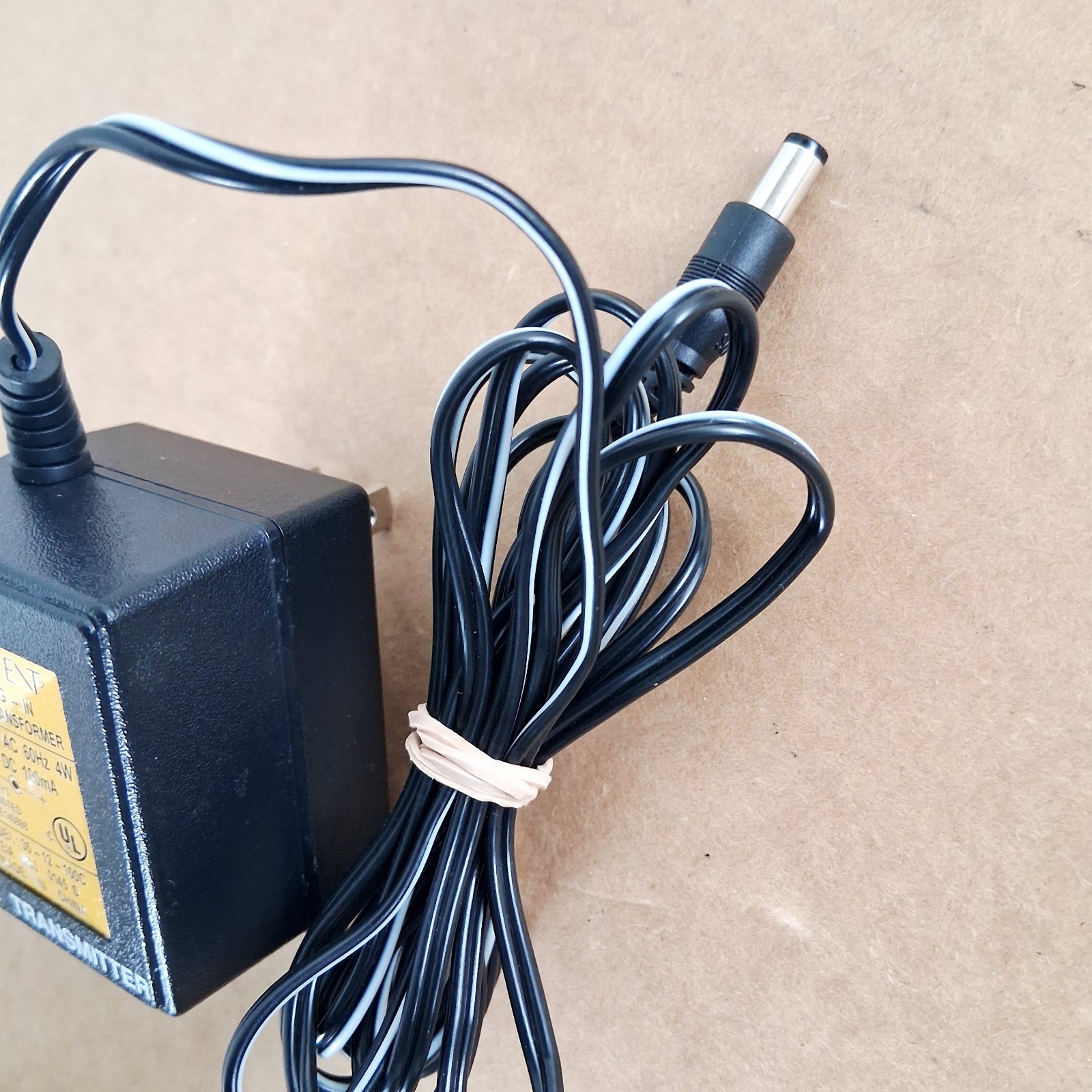 Advent Recoton LLP-110-A Wireless Speaker Headphone Transmitter with Adapter