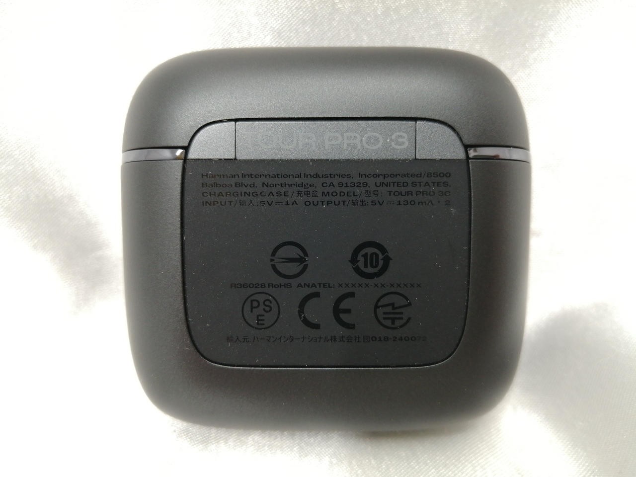 JBL Tour Pro 3 Wireless Earphones with Wired Audio Transmission Accessory