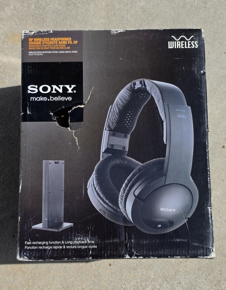 Sony MDR-RF985RK RF Wireless Over-Ear TV Headphones Rechargeable Black