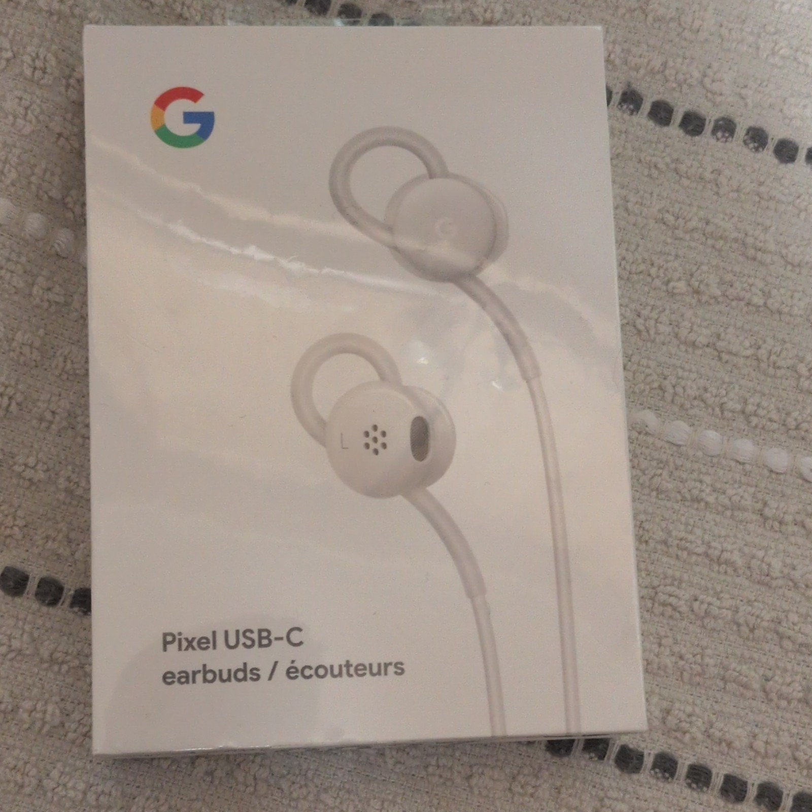 Google Pixel USB-C Earbuds White Built-In Microphone Remote Control In-Ear