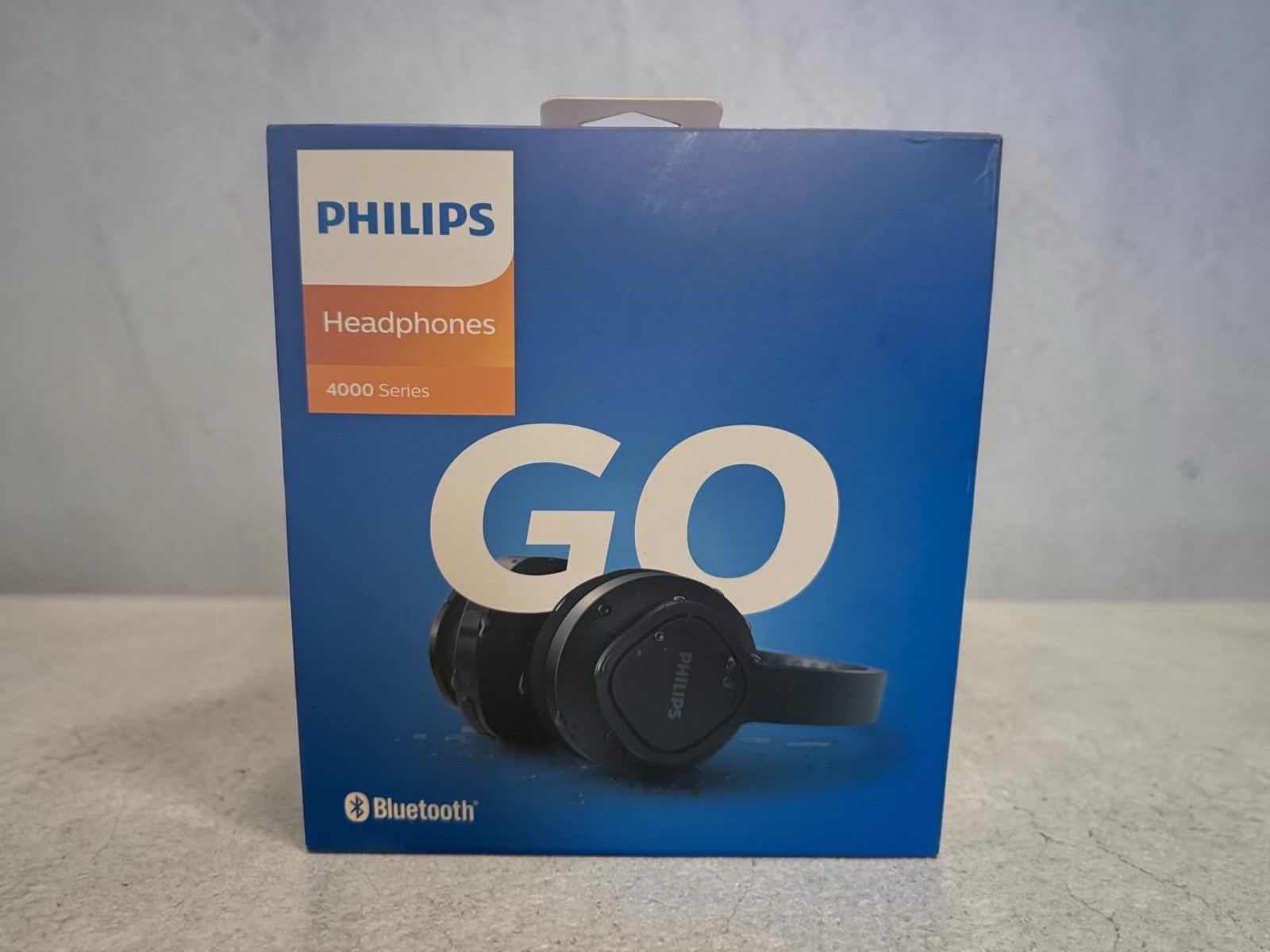 Philips 4000 Series GO Wireless Sports Headphones Bluetooth IP55 35hrs NIB