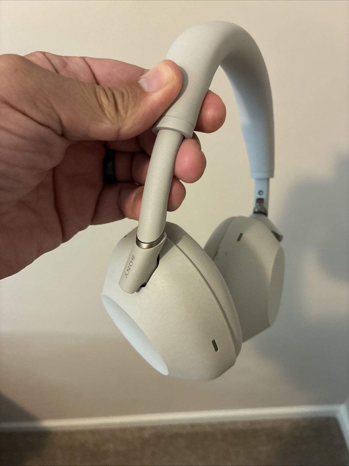 Sony WH-1000XM6 Wireless Noise Canceling Headphones – Platinum Silver
