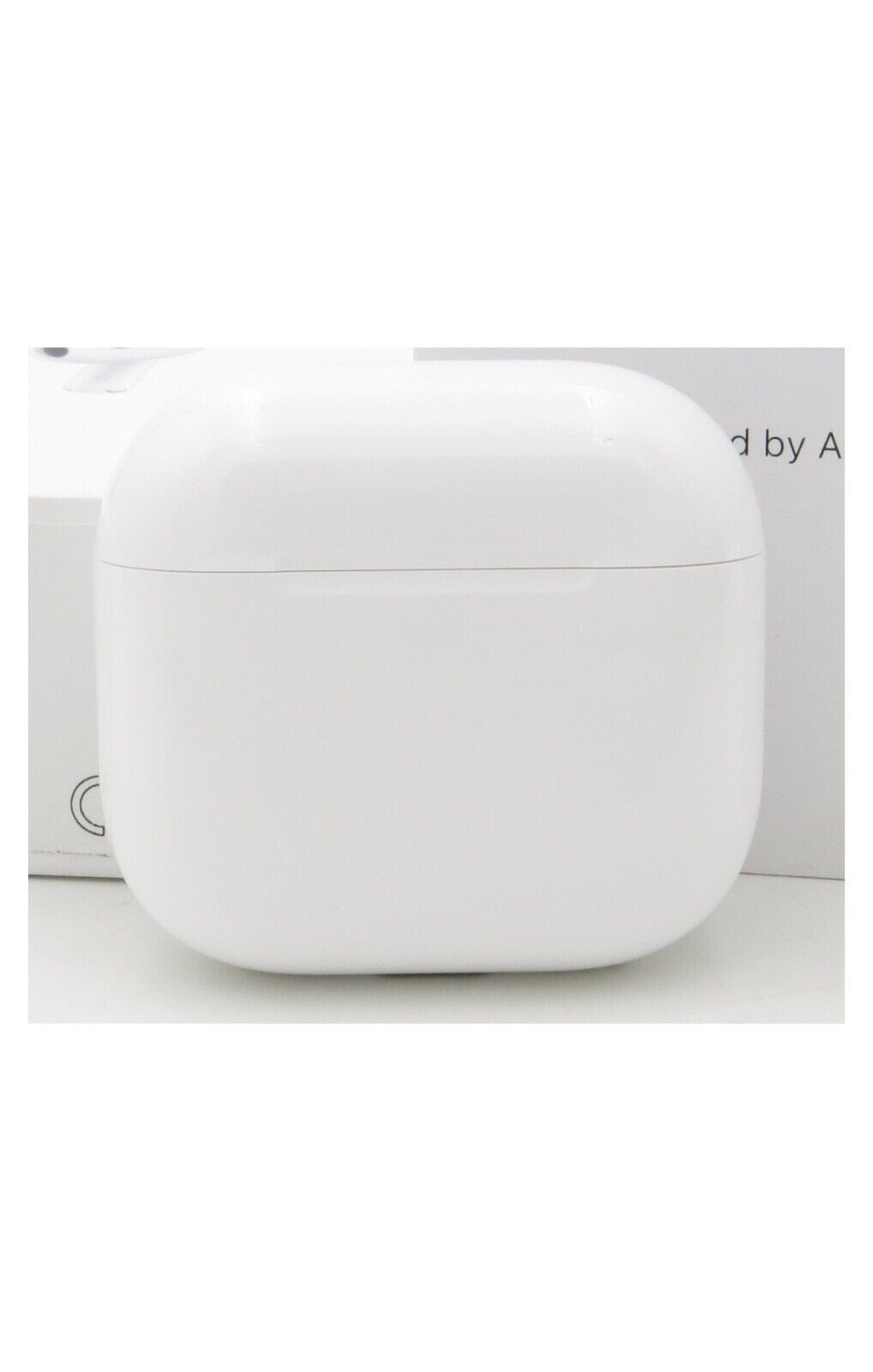 Apple AirPods 4 with Active Noise Cancellation – Charging Case A3059 – Excellent