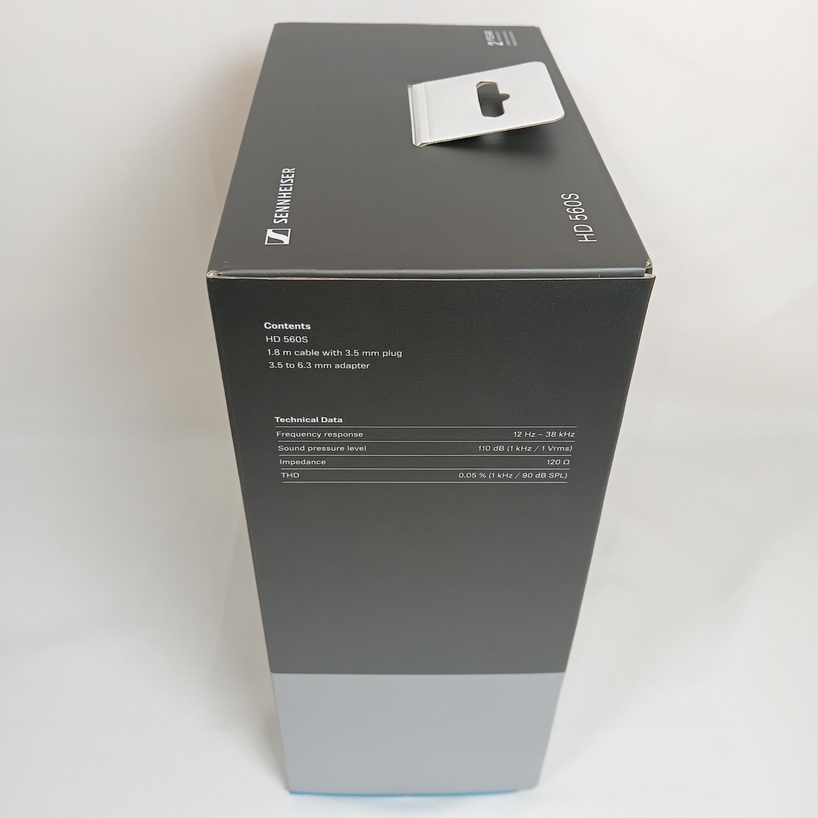 Sennheiser HD560S Over-The-Ear Audiophile Headphones Dynamic Open Type NEW