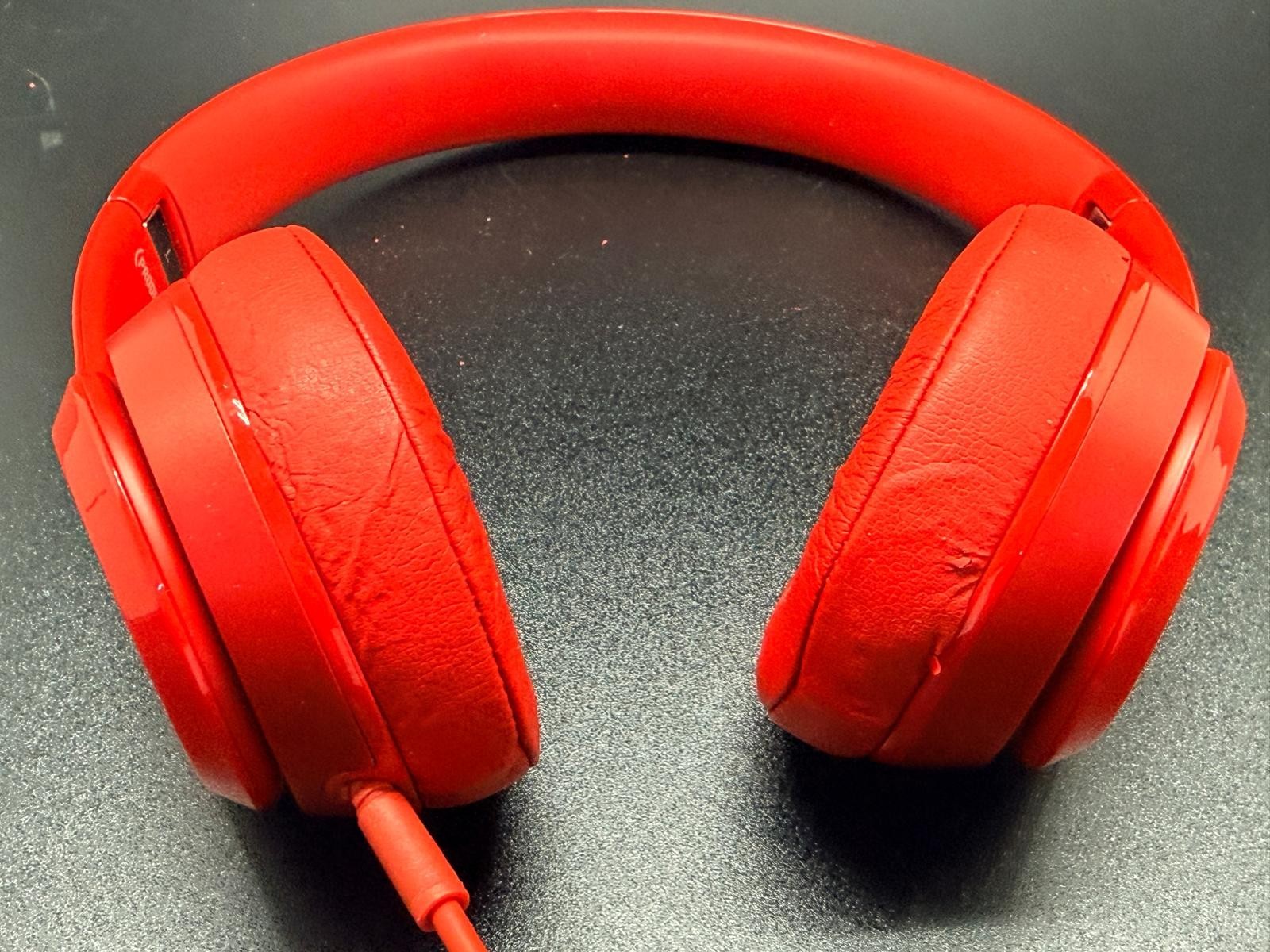 Beats by Dr. Dre Solo 2 Wired Only On-Ear Headphone Red – Pink (Not Wireless)