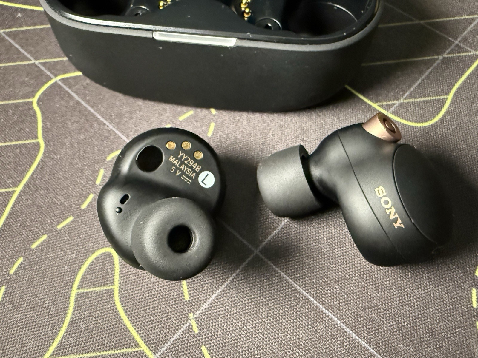 SONY WF-1000XM4 Noise Canceling Wireless Bluetooth Earbuds with Case – Black