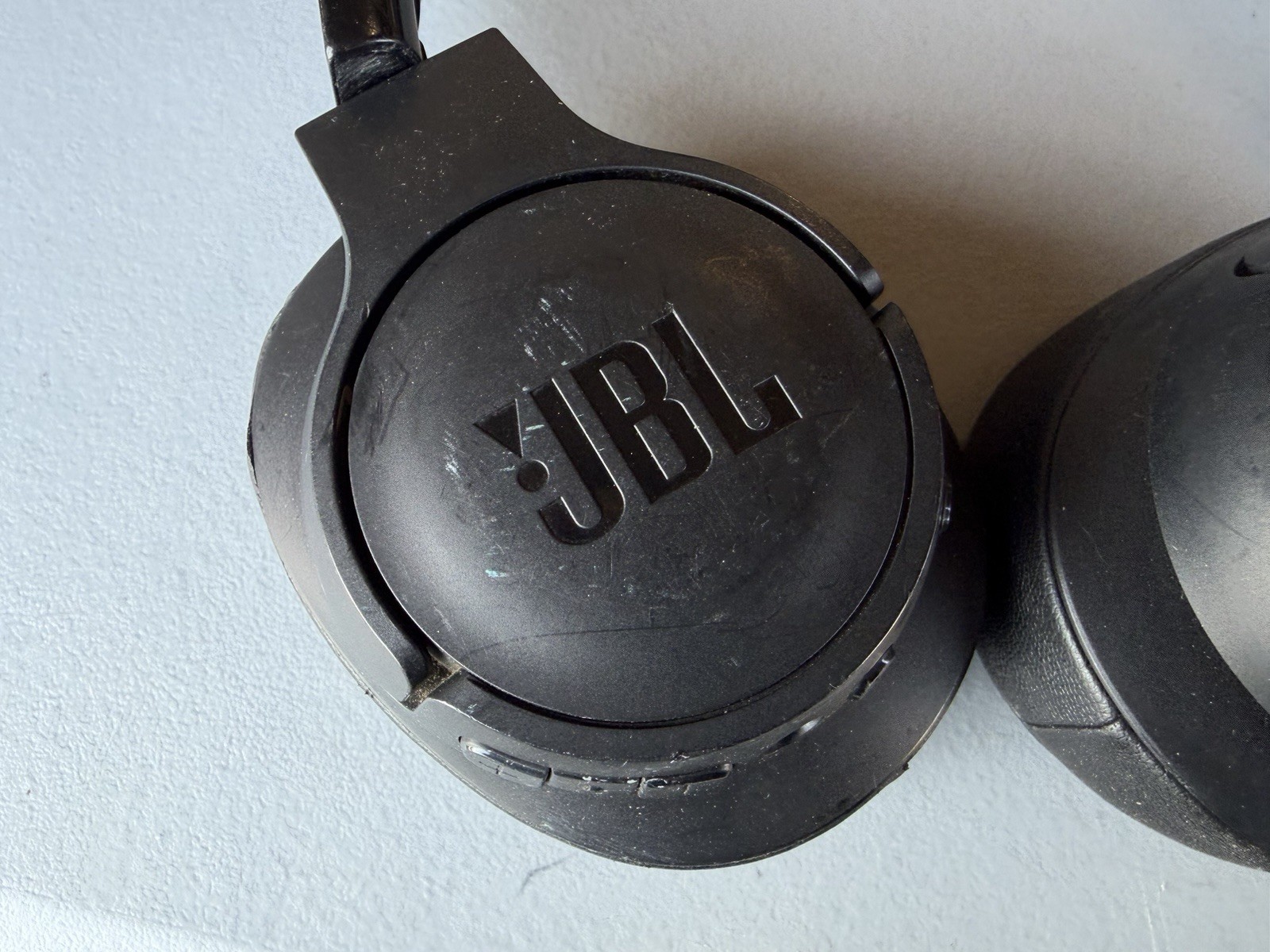 JBL – Tune 760NC Wireless Over-Ear Headphones – Black – SOUND GREAT!