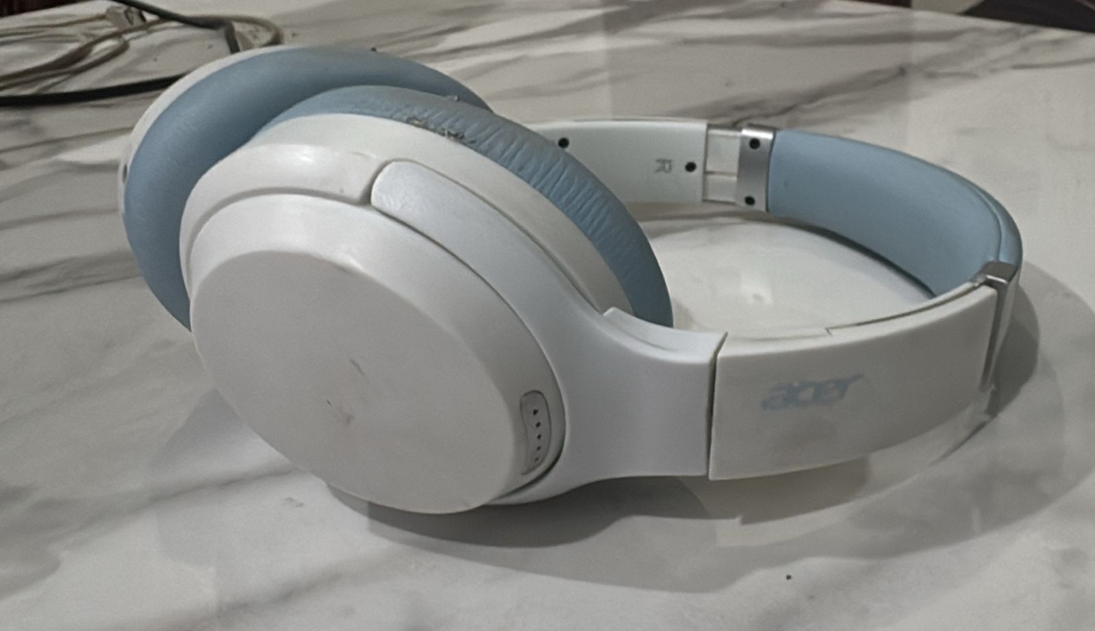 headphone by ACER USED