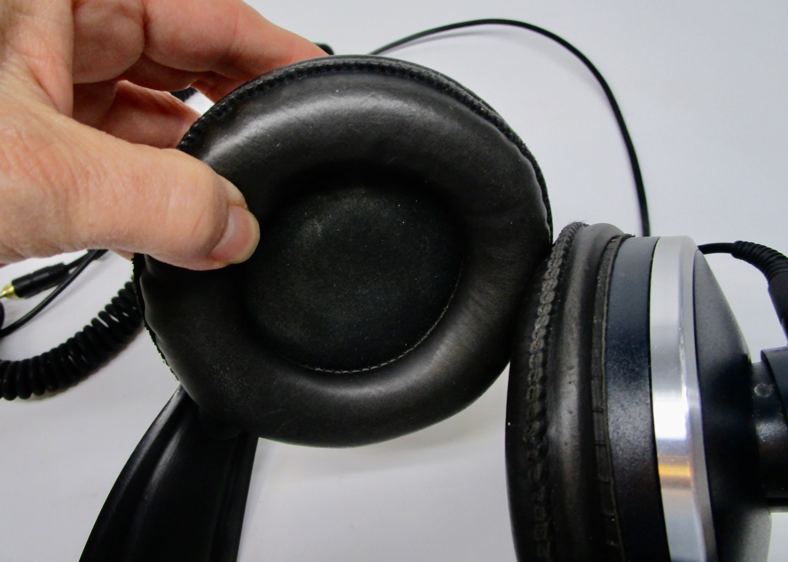 Headphones AKG K271 MKII studio monitor closed used