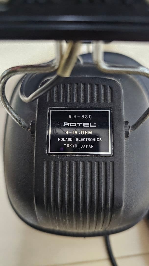 Rotel RH 630 Headphones Vintage 4 16 Ohm Coil Type Audio Equipment Gear