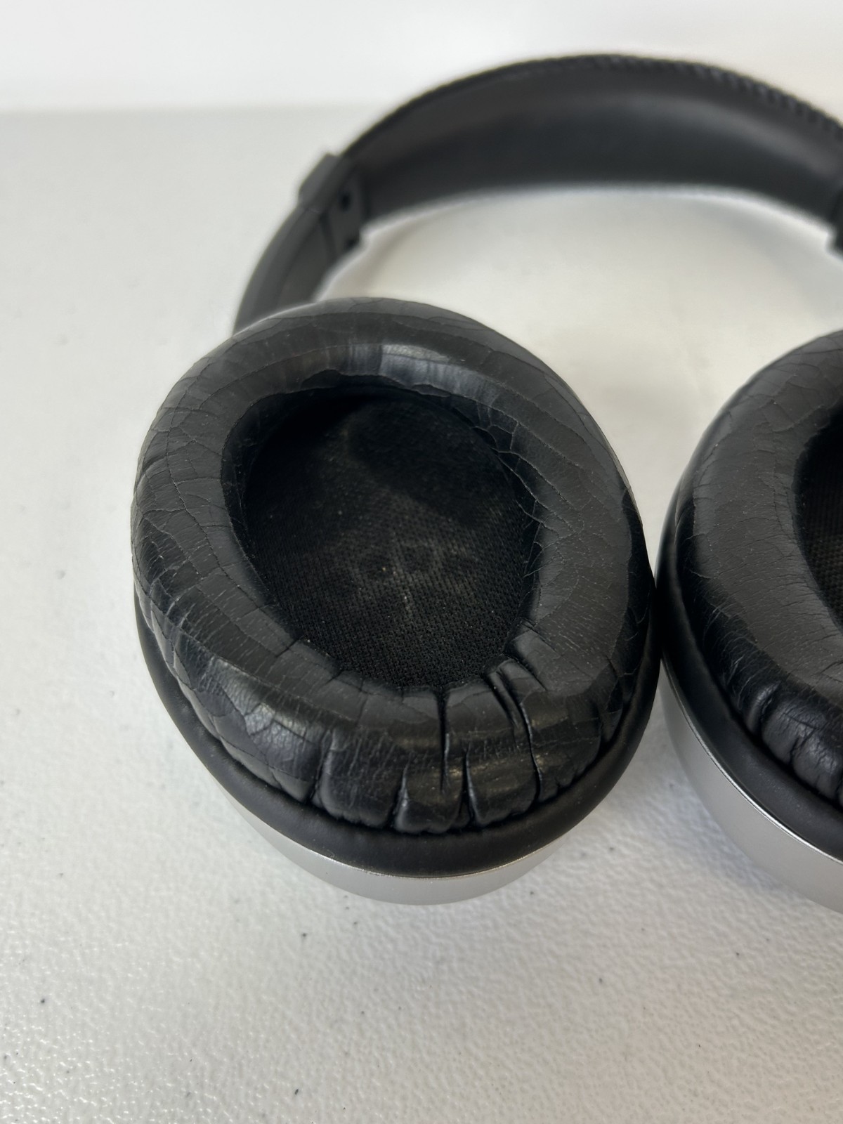 VTG LTB Cinema 1 True Digital 2.4GHz Wireless 5.1 Surround Sound 6 Ch Headphones