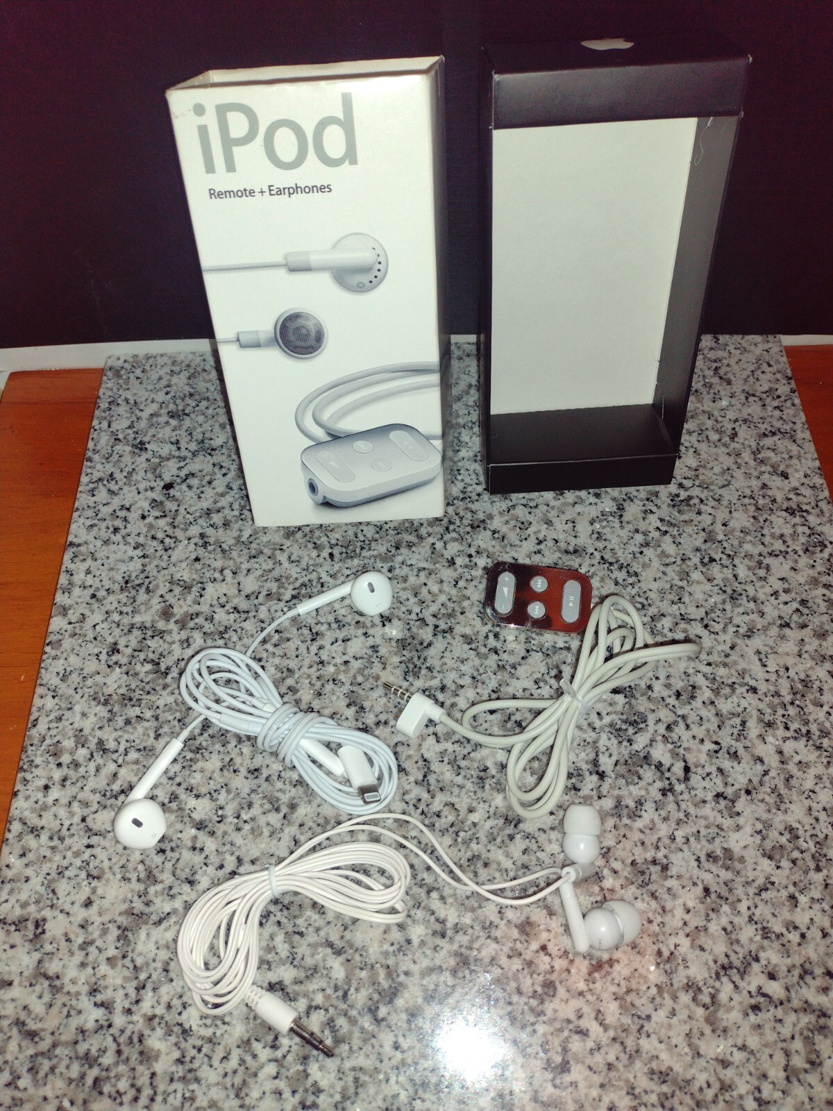 Apple iPod Remote & 2 Pair of Earphones w/Different Style Corded Jacks M9128G/A