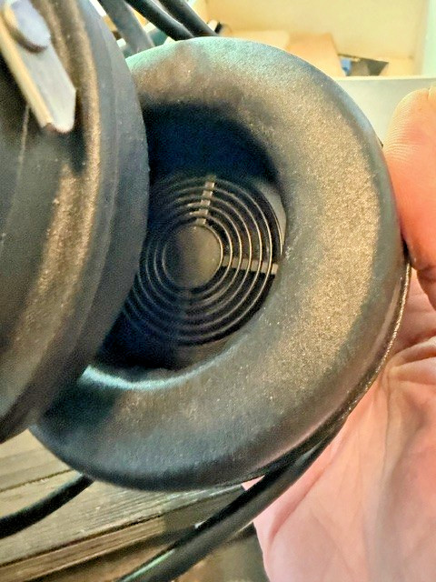 SONIC-A Vintage Headphones ORIGINAL A MADE IN JAPAN Round Can Exc. Condition