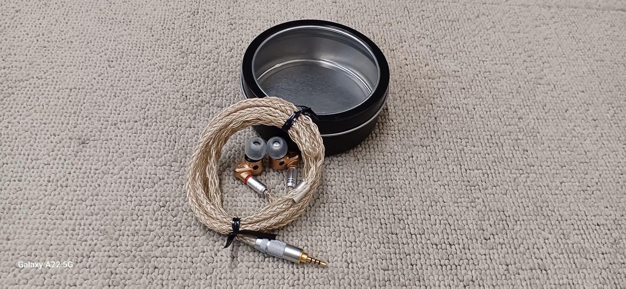 CAMPFIRE AUDIO DORADO Earphones In-Ear Hybrid Driver