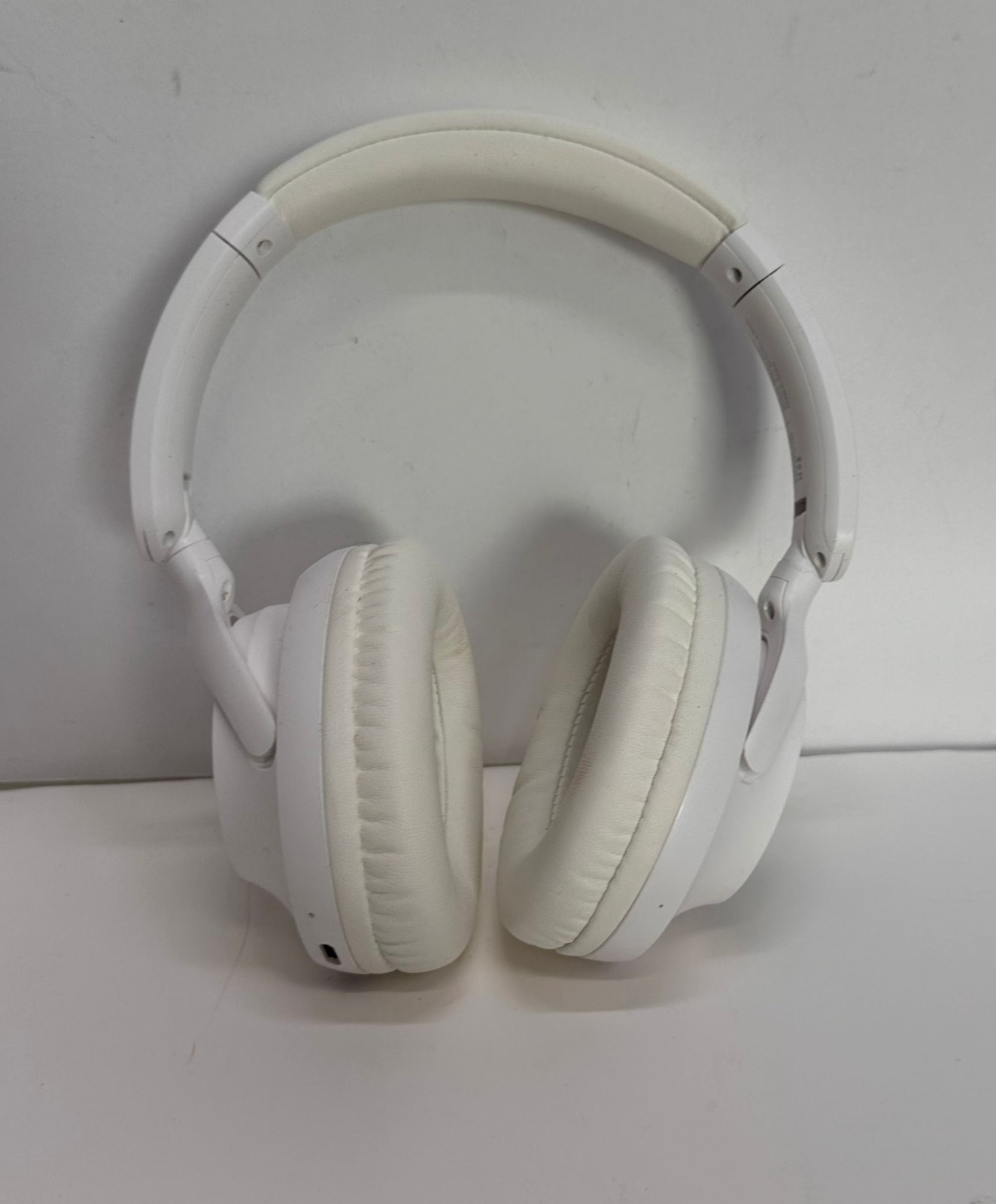 TAGRY Hybrid Active Noise Cancelling Bluetooth Headphones 100H Playtime Wireless