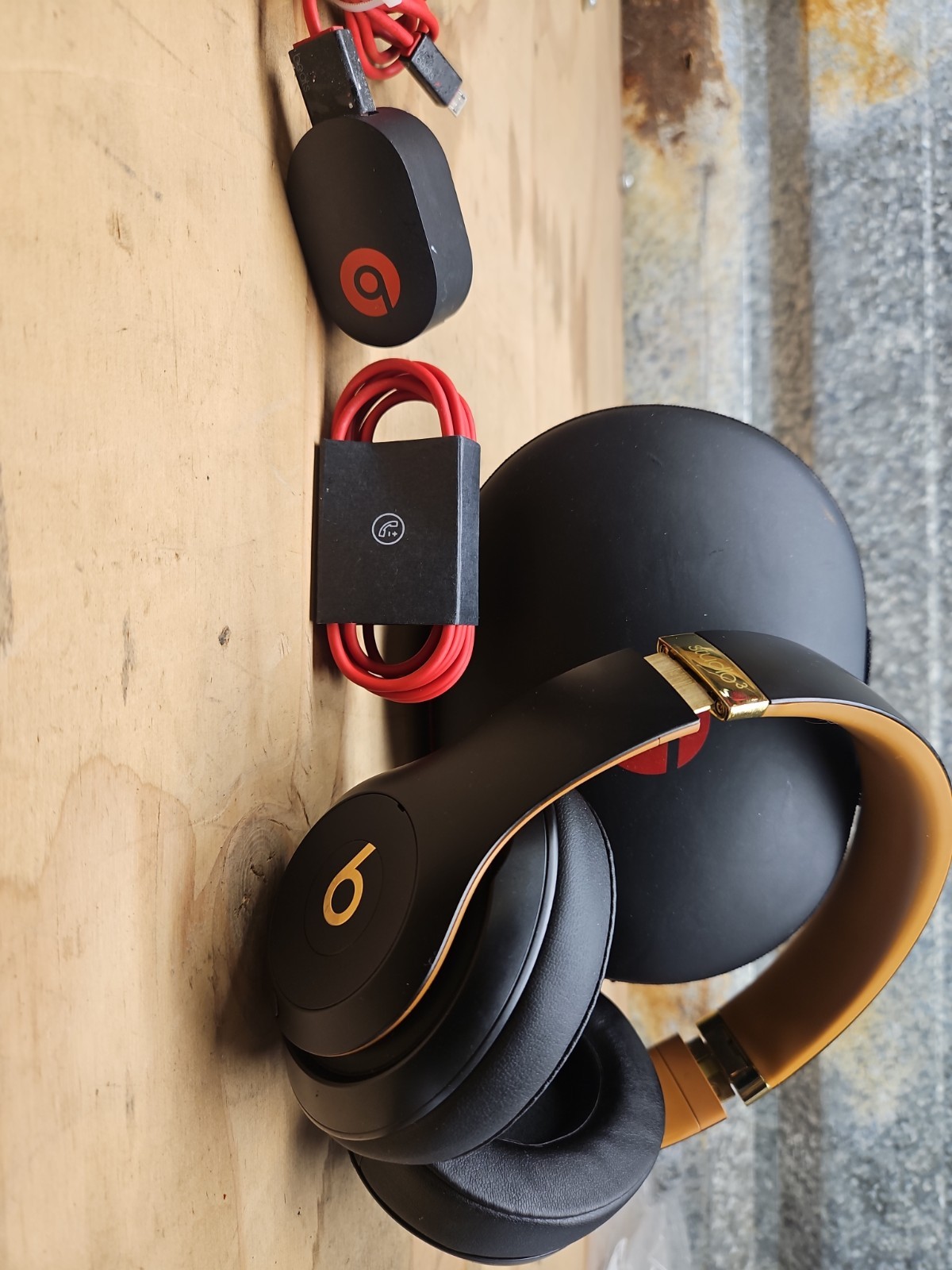Beats by Dr. Dre Studio3 Wireless New Pads/Battery *FAST-FREE SHIPPING