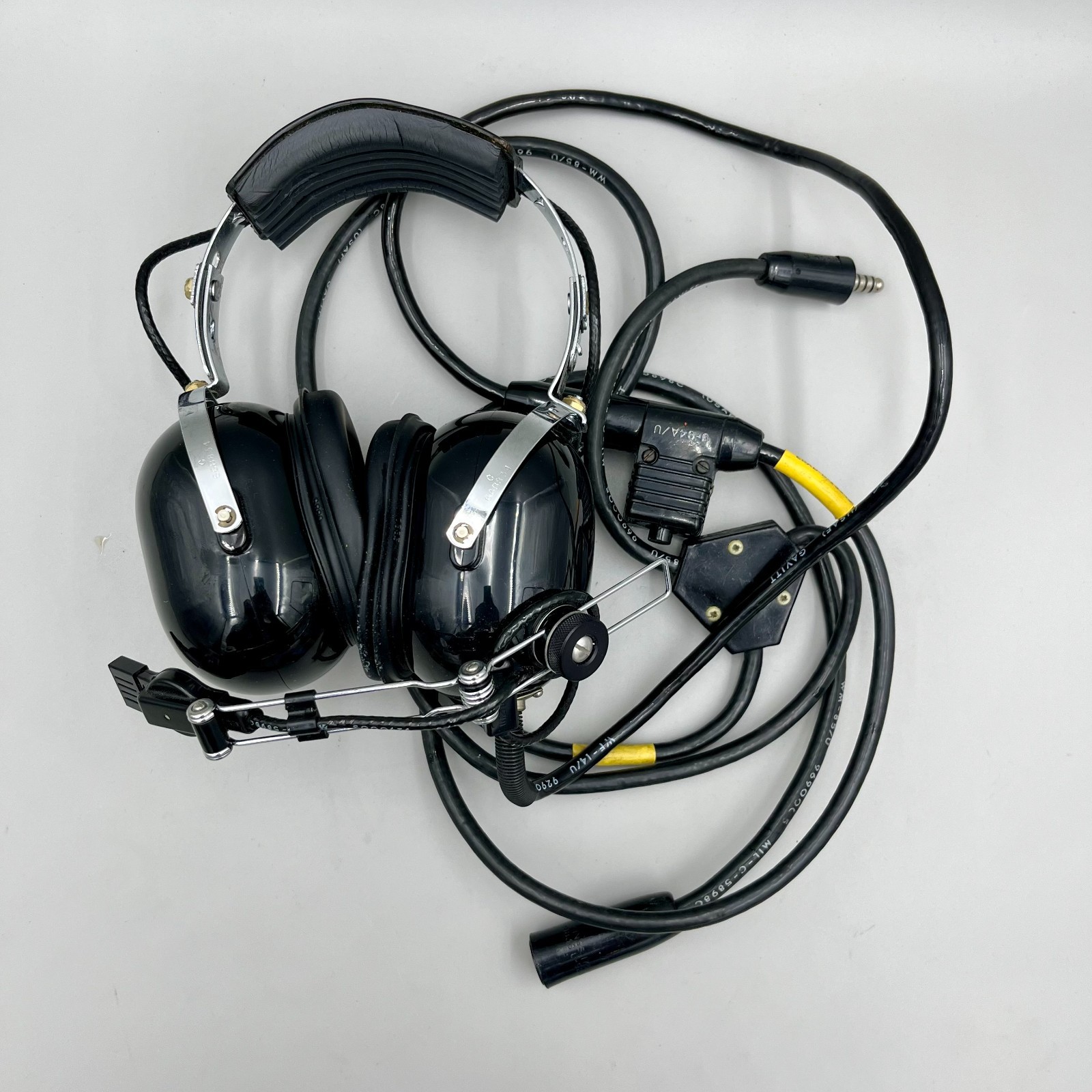 David Clark 16831 G-01 Aviation Communication Headset + Nexus U-94A/U PTT Switch