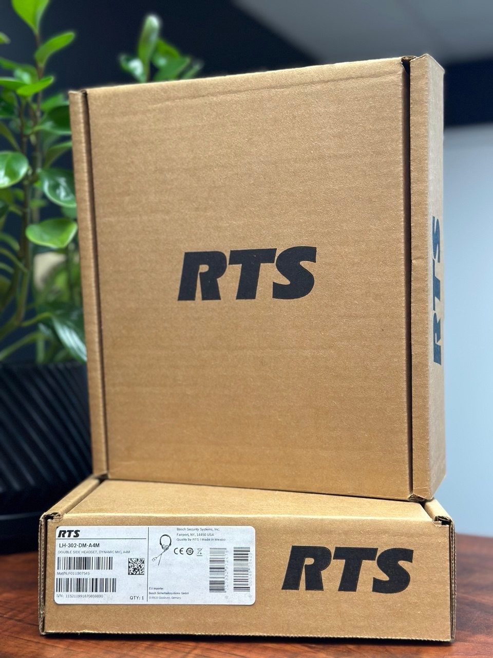 RTS LH-302-DM-A4M Telex/RTS LH-302 Lightweight Double-Sided Broadcast Headse