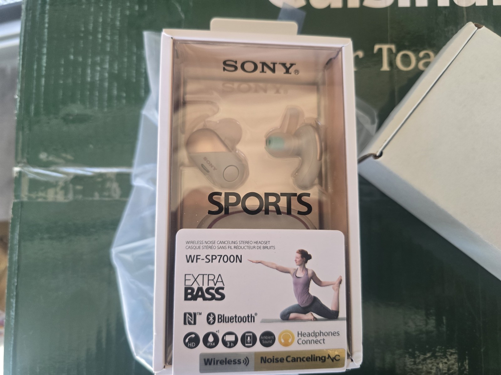 New Sony WF-SP700N Wireless Noise Canceling In-Ear Headphones White 2018