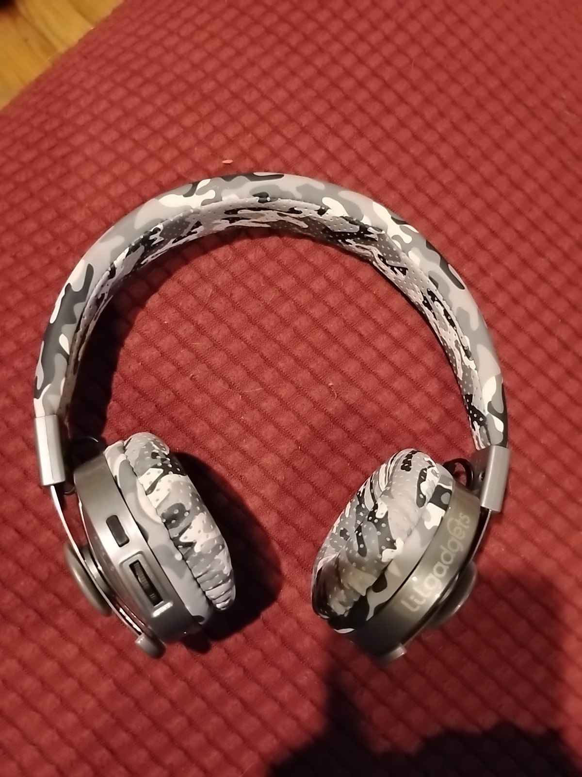 LilGadgets Untangled Pro Wireless Headphones Grey Camo Bluetooth for Kids