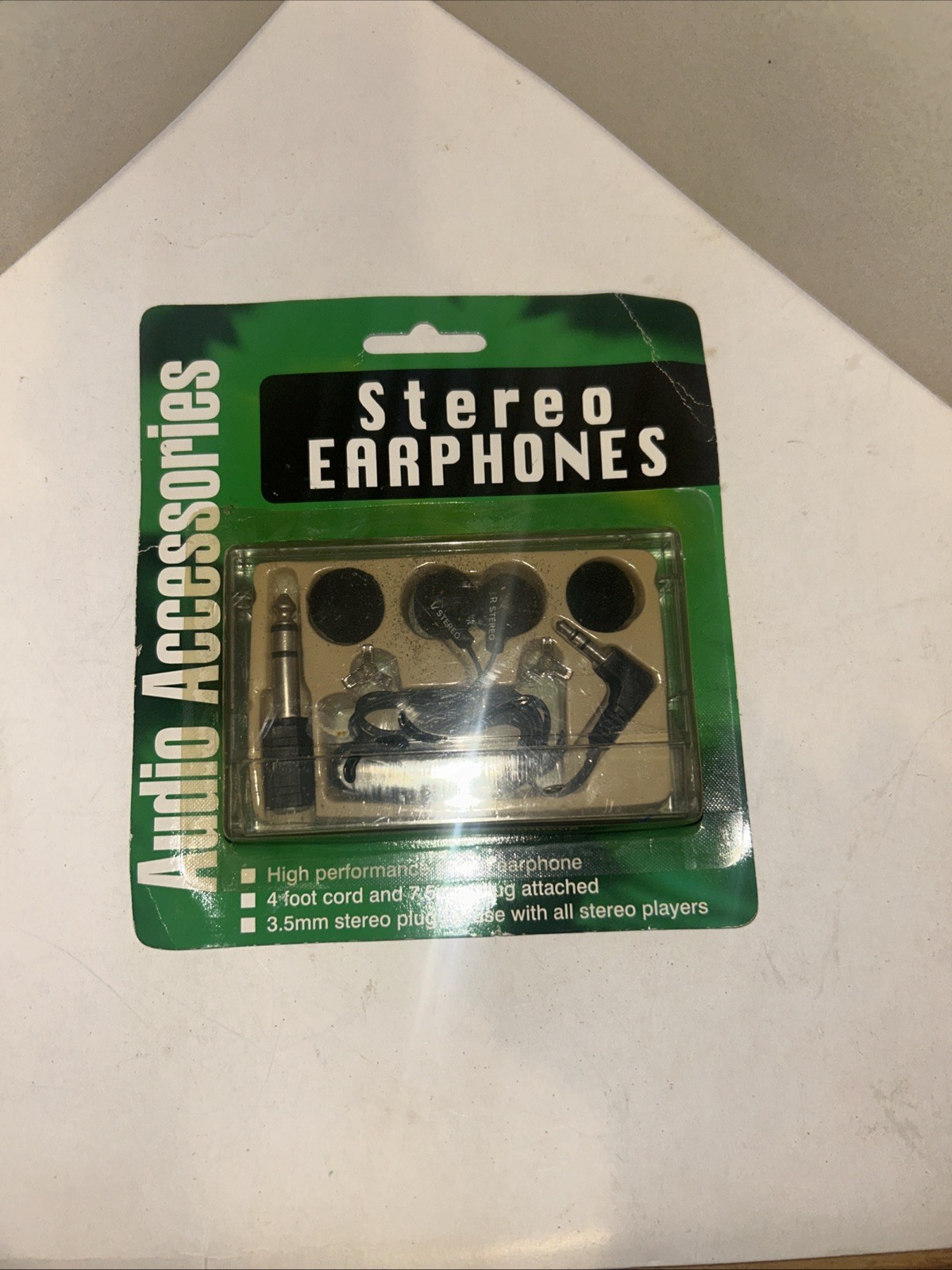 eCIRCUIT ELECTRONICS STEREO EARPHONES/BUDS 4ft CORD Vintage