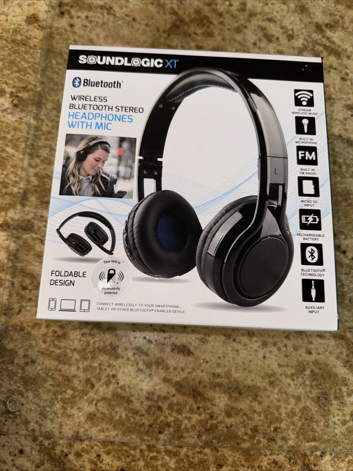 SoundLogic XT Wireless Bluetooth Stereo Headphones With Mic NWT