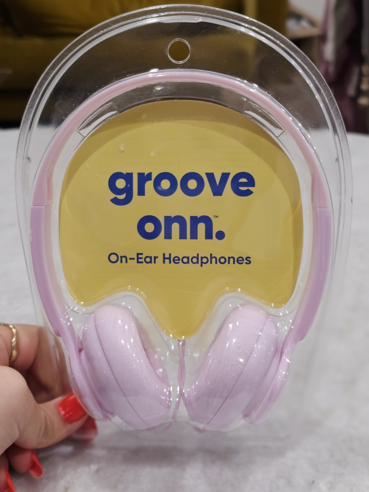 Groove Onn On-Ear School Headphones Pink Adjustable Headband Lightweight Design